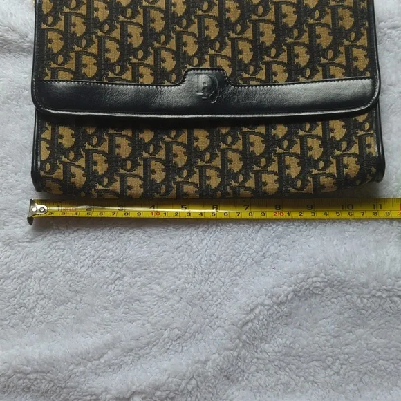 DIOR Vintage 30 Montaigne Monogram Shoulder Bag - Picture 9 of 11